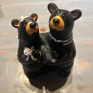 Wedding Couple Black Bear Hand-cast Resin Figurine Sculpture